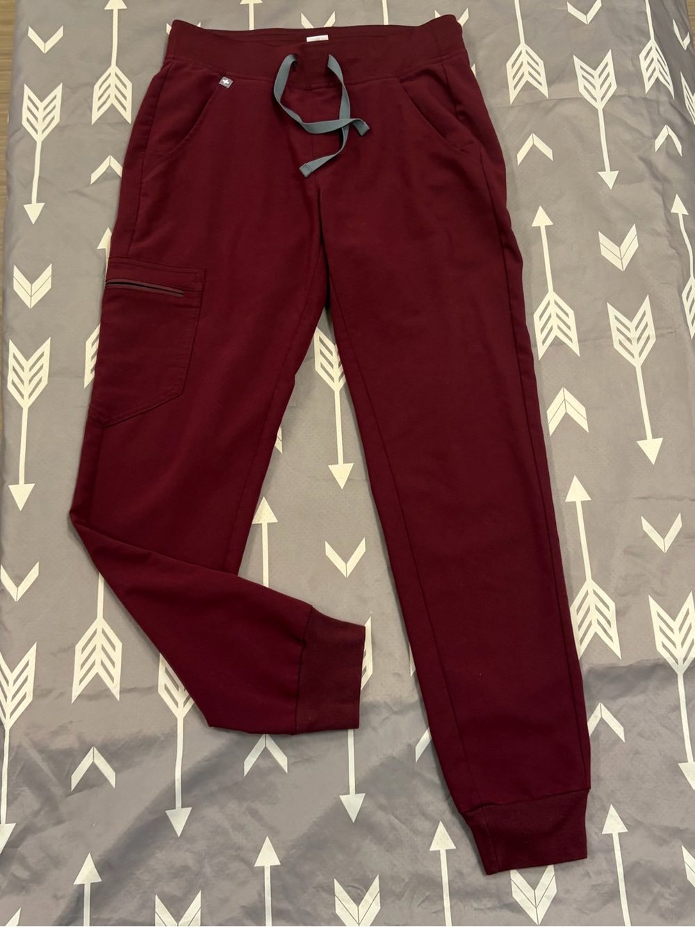 Women’s Burgundy Zamora Jogger Pants with Drawstring Waist Xs